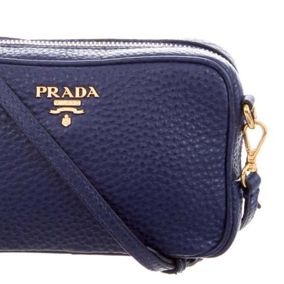 🚫SOLD🚫 Prada Vitello Daino Leather Mini Camera Bag EUC - Picture 3 of 8